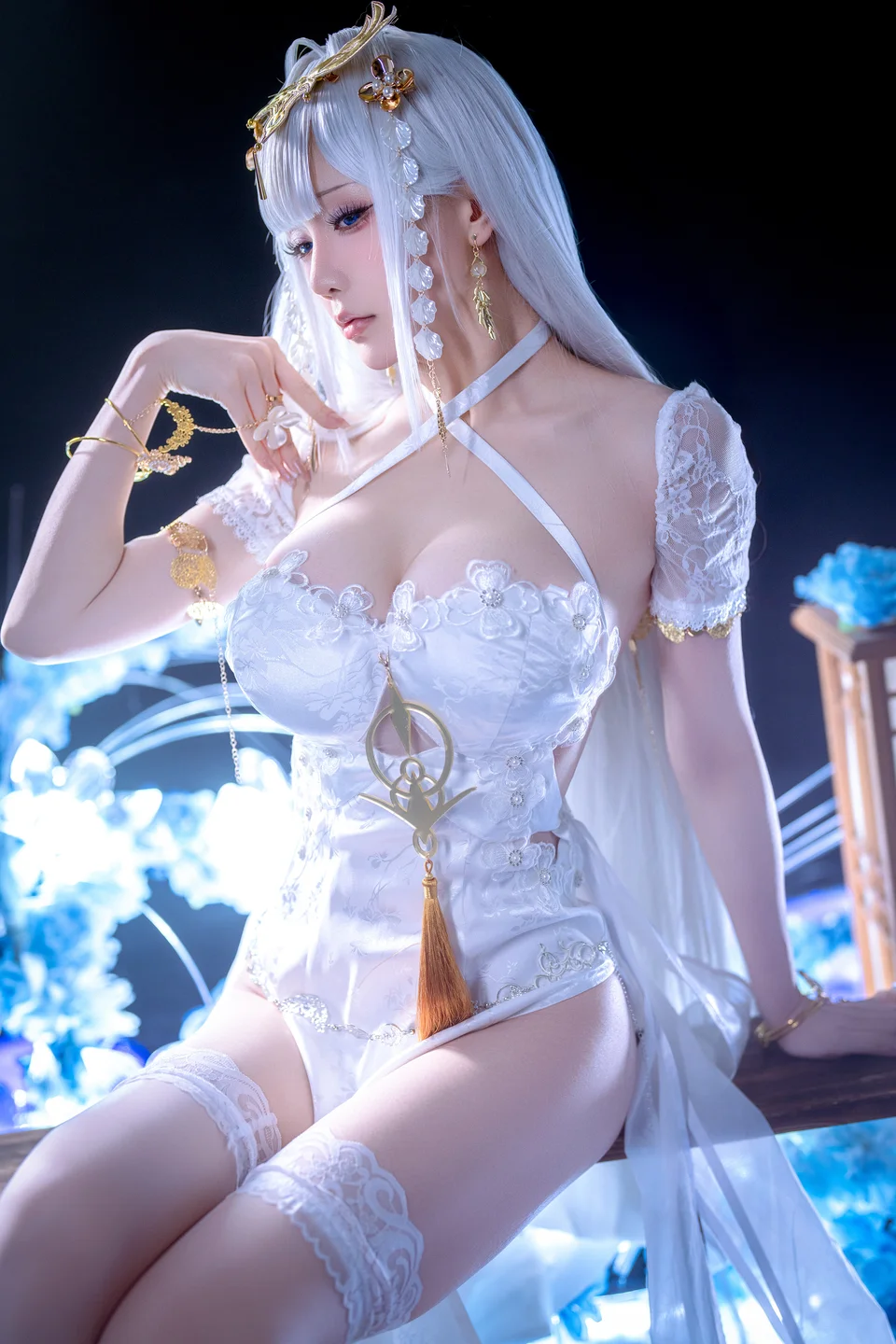 星之迟迟_2026年01月计划E_碧蓝航线_埃姆登白旗袍_50P_244MB tg@simisebaisi 【丝足阁】001.webp